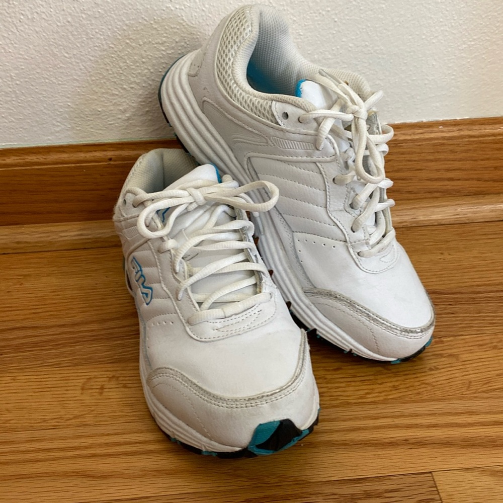 Vintage Chunky FILA Sneakers